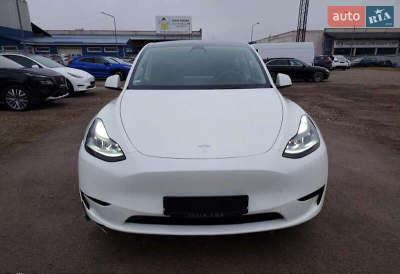 Внедорожник / Кроссовер Tesla Model Y 2024 в Ровно