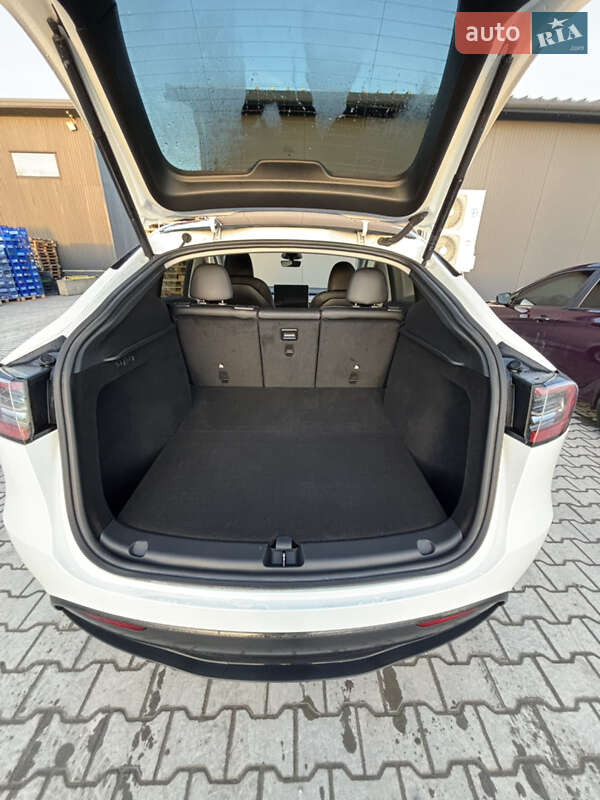 Внедорожник / Кроссовер Tesla Model Y 2023 в Тернополе