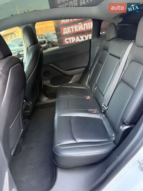 Внедорожник / Кроссовер Tesla Model Y 2020 в Стрые