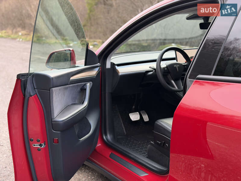 Внедорожник / Кроссовер Tesla Model Y 2022 в Львове фото 24 Внедорожник / Кроссовер Tesla Model Y 2022 в Львове