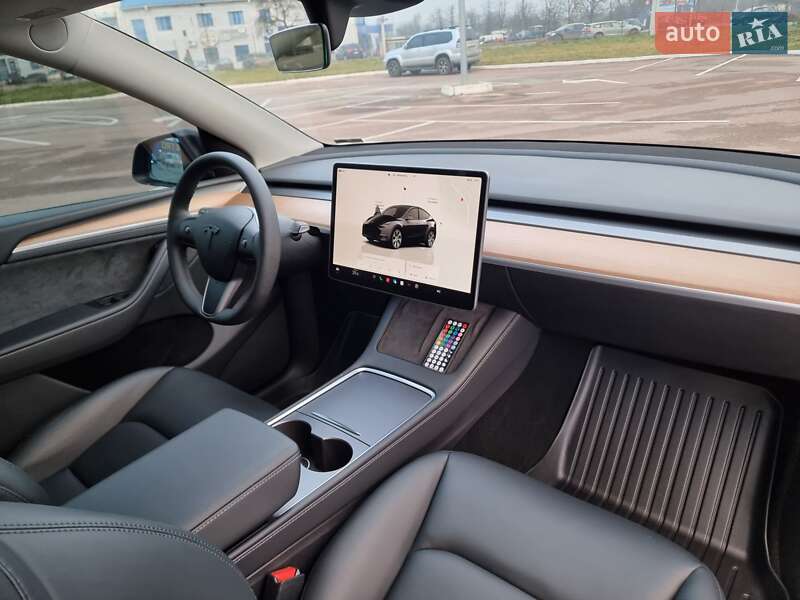 Внедорожник / Кроссовер Tesla Model Y 2024 в Житомире фото 23 Внедорожник / Кроссовер Tesla Model Y 2024 в Житомире