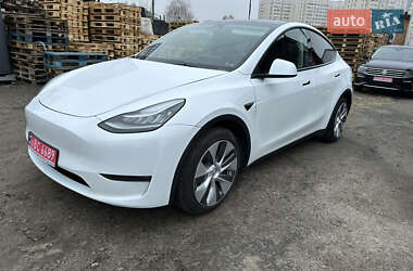 Внедорожник / Кроссовер Tesla Model Y 2023 в Киеве