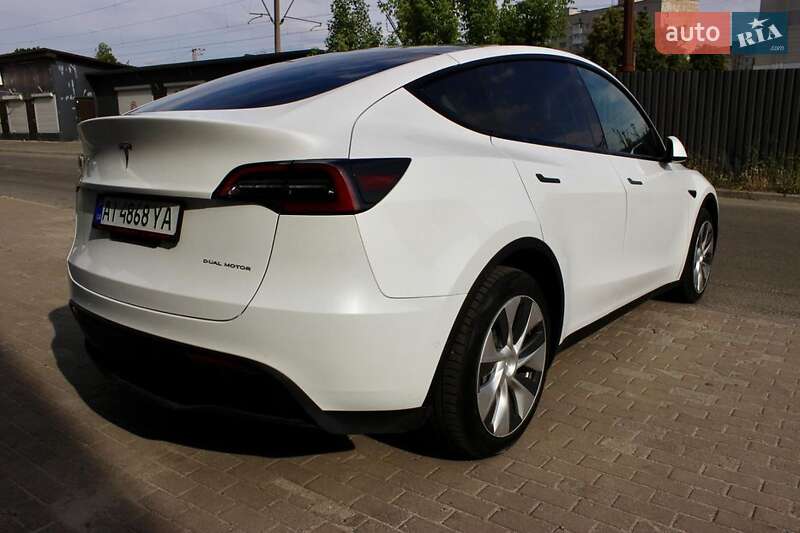 Внедорожник / Кроссовер Tesla Model Y 2021 в Киеве
