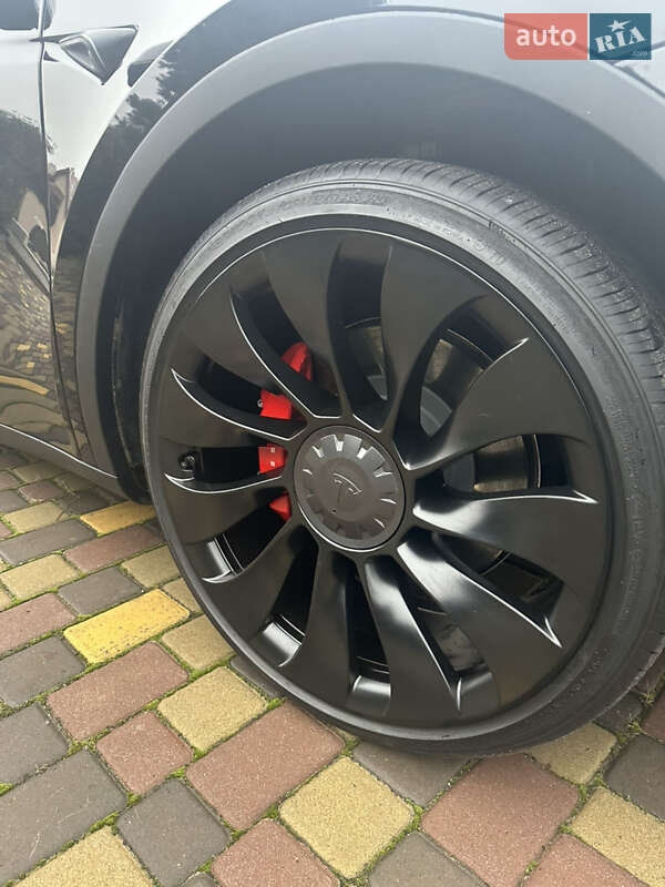 Внедорожник / Кроссовер Tesla Model Y 2024 в Днепре фото 15 Внедорожник / Кроссовер Tesla Model Y 2024 в Днепре