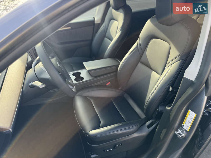 Внедорожник / Кроссовер Tesla Model Y 2024 в Ковеле