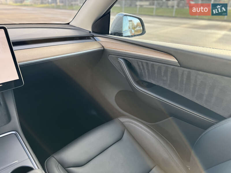 Внедорожник / Кроссовер Tesla Model Y 2024 в Ковеле