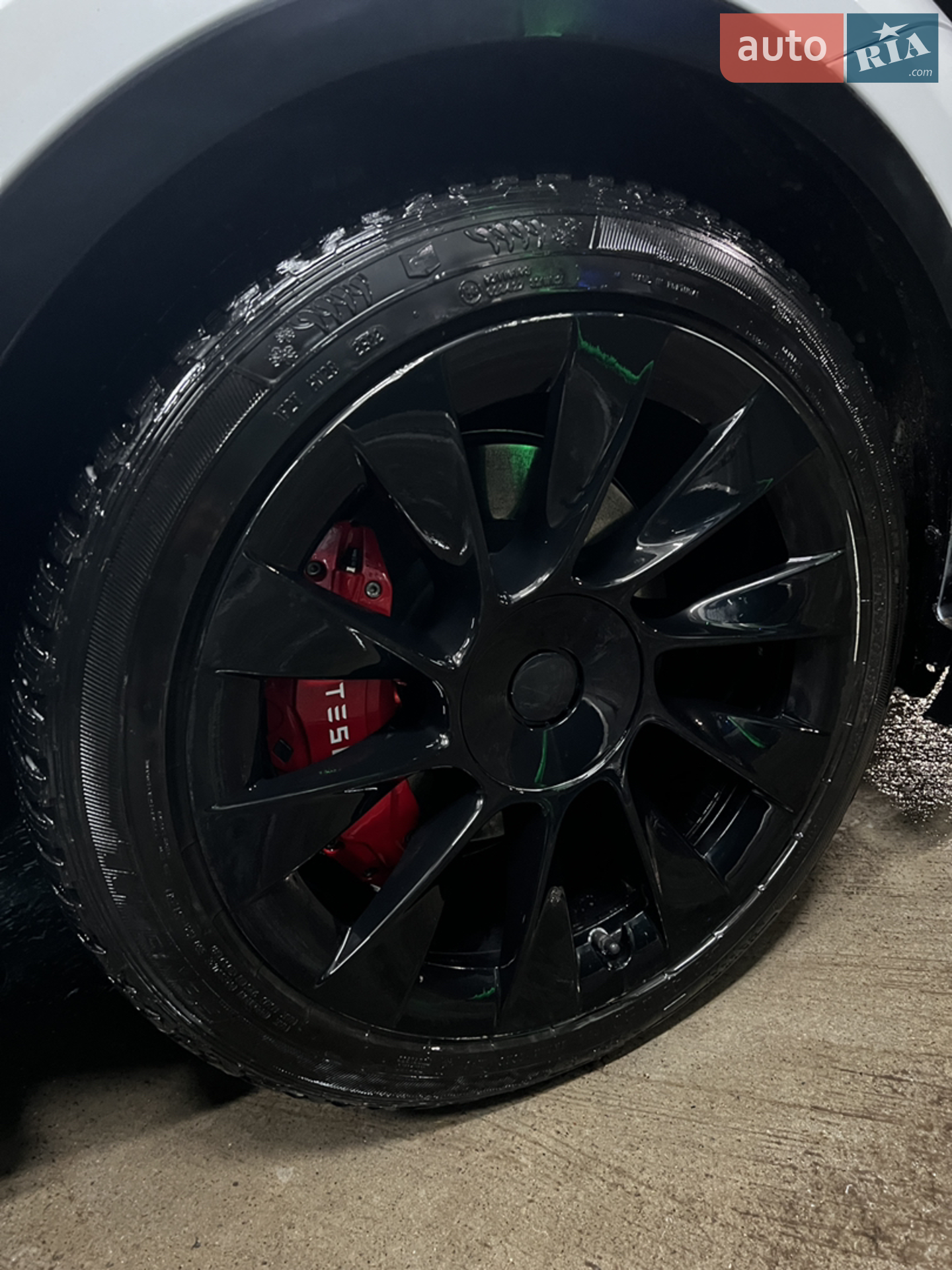 2023 Tesla Model Y - мініатюра 3