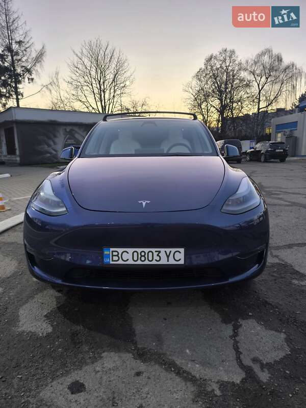 Tesla Model Y 2023 Tesla Model Y 2023