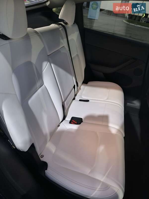 Внедорожник / Кроссовер Tesla Model Y 2023 в Львове фото 20 Внедорожник / Кроссовер Tesla Model Y 2023 в Львове