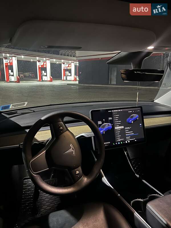 Внедорожник / Кроссовер Tesla Model Y 2021 в Кривом Роге фото 8 Внедорожник / Кроссовер Tesla Model Y 2021 в Кривом Роге
