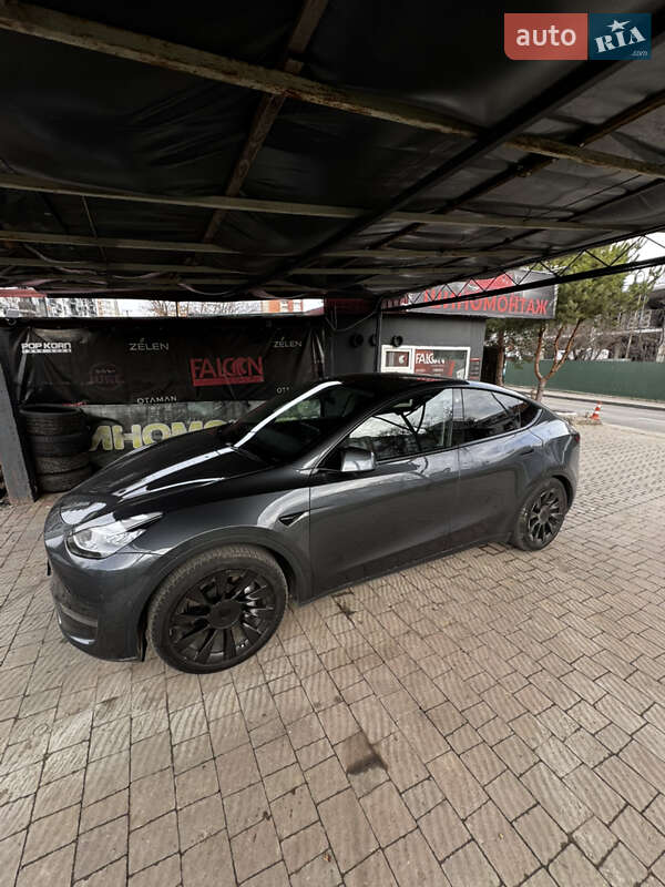 Внедорожник / Кроссовер Tesla Model Y 2020 в Львове