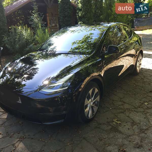Внедорожник / Кроссовер Tesla Model Y 2022 в Луцке