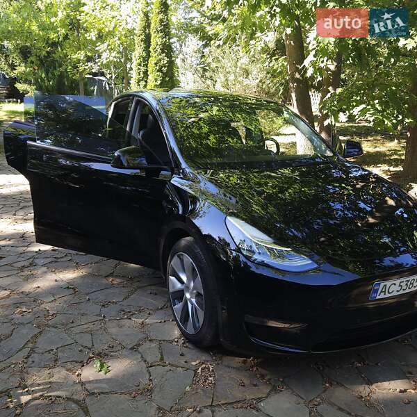 Внедорожник / Кроссовер Tesla Model Y 2022 в Луцке
