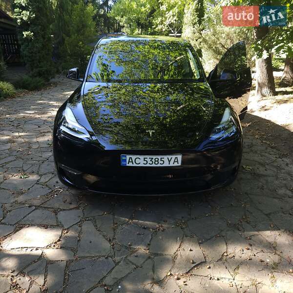 Внедорожник / Кроссовер Tesla Model Y 2022 в Луцке