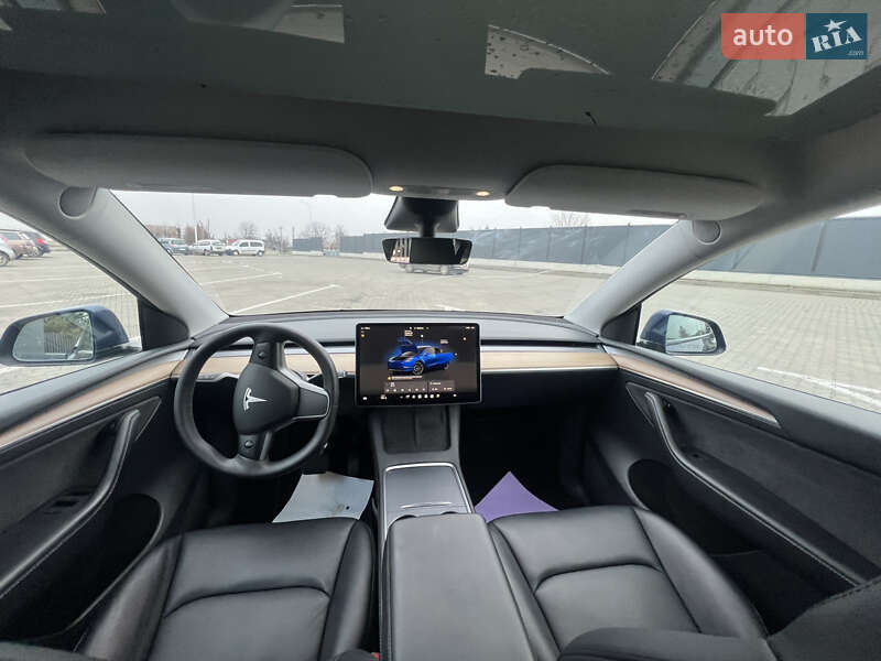 Внедорожник / Кроссовер Tesla Model Y 2023 в Луцке