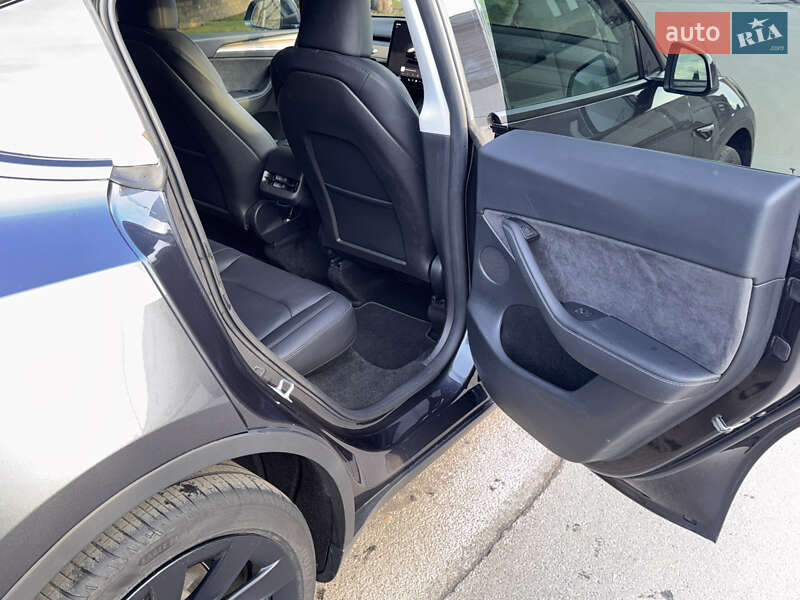 Внедорожник / Кроссовер Tesla Model Y 2024 в Киеве фото 35 Внедорожник / Кроссовер Tesla Model Y 2024 в Киеве