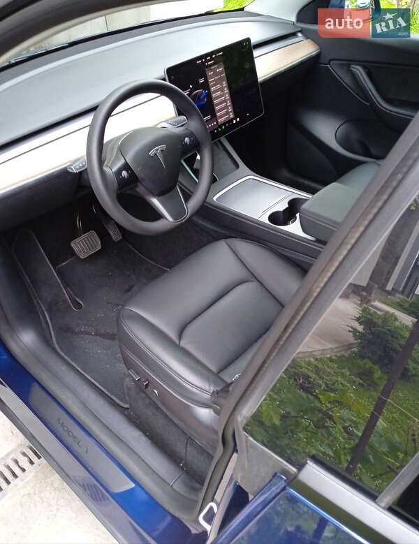 Внедорожник / Кроссовер Tesla Model Y 2022 в Львове фото 2 Внедорожник / Кроссовер Tesla Model Y 2022 в Львове