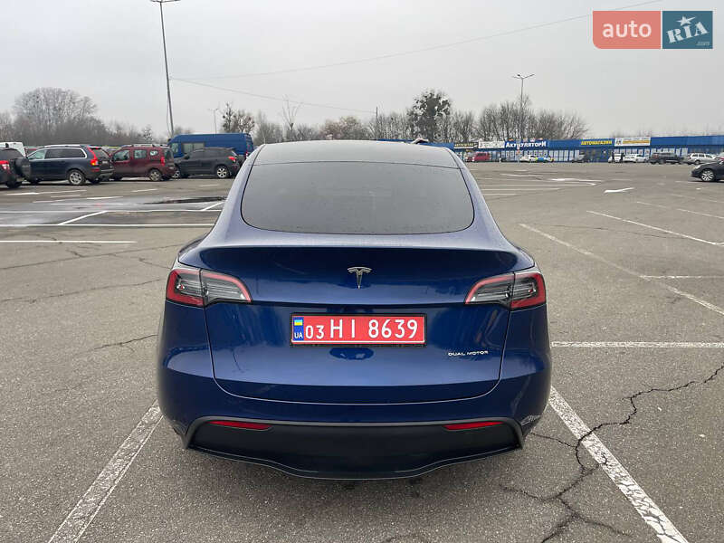 Внедорожник / Кроссовер Tesla Model Y 2023 в Киеве