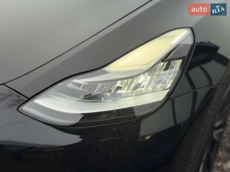 Внедорожник / Кроссовер Tesla Model Y 2022 в Хмельницком