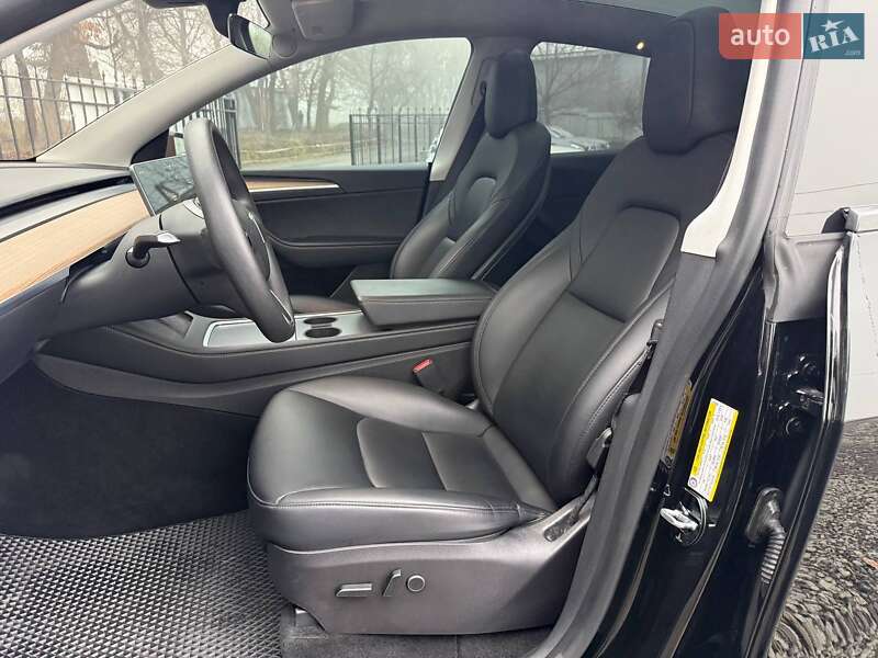 Внедорожник / Кроссовер Tesla Model Y 2022 в Хмельницком