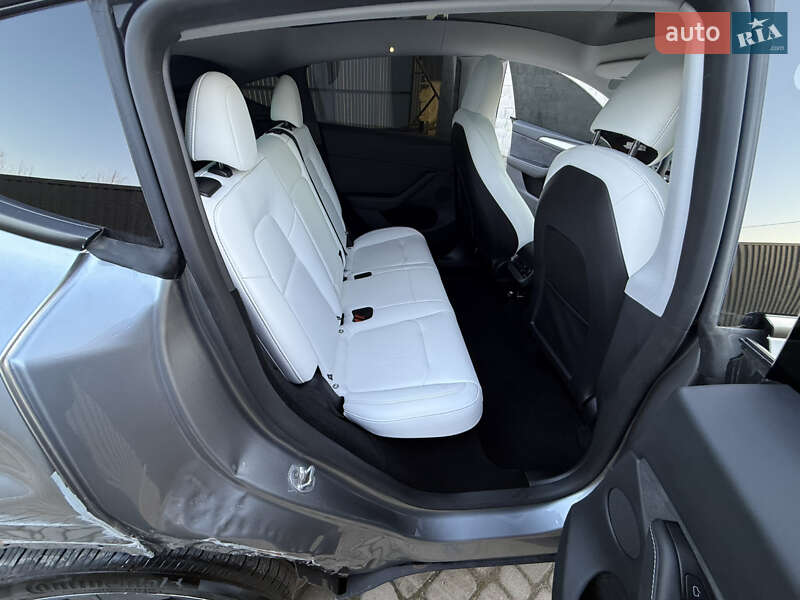 Внедорожник / Кроссовер Tesla Model Y 2024 в Львове фото 29 Внедорожник / Кроссовер Tesla Model Y 2024 в Львове