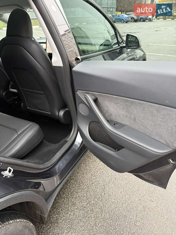 Внедорожник / Кроссовер Tesla Model Y 2024 в Харькове фото 8 Внедорожник / Кроссовер Tesla Model Y 2024 в Харькове