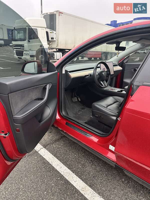Внедорожник / Кроссовер Tesla Model Y 2020 в Киеве фото 5 Внедорожник / Кроссовер Tesla Model Y 2020 в Киеве