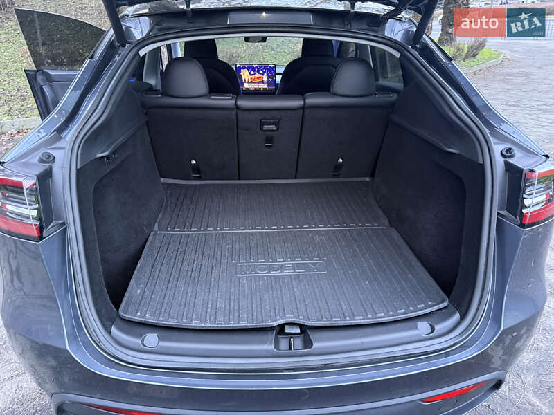 Внедорожник / Кроссовер Tesla Model Y 2023 в Днепре фото 13 Внедорожник / Кроссовер Tesla Model Y 2023 в Днепре