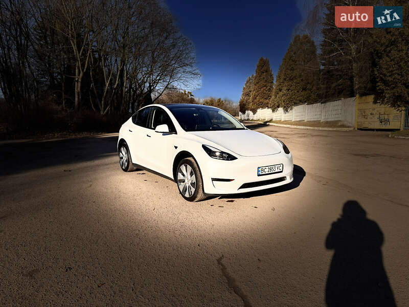 Tesla Model Y 2023 Tesla Model Y 2023