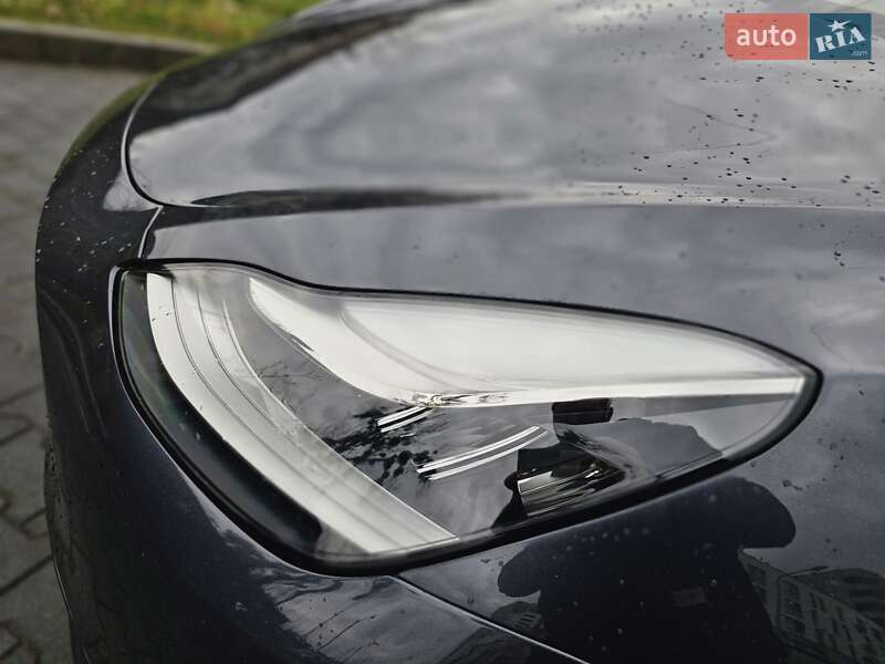 Внедорожник / Кроссовер Tesla Model Y 2020 в Львове