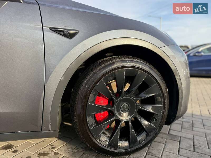 Внедорожник / Кроссовер Tesla Model Y 2021 в Луцке