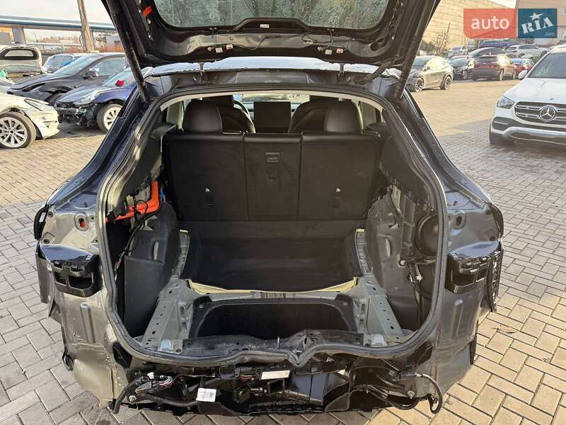 Внедорожник / Кроссовер Tesla Model Y 2021 в Луцке