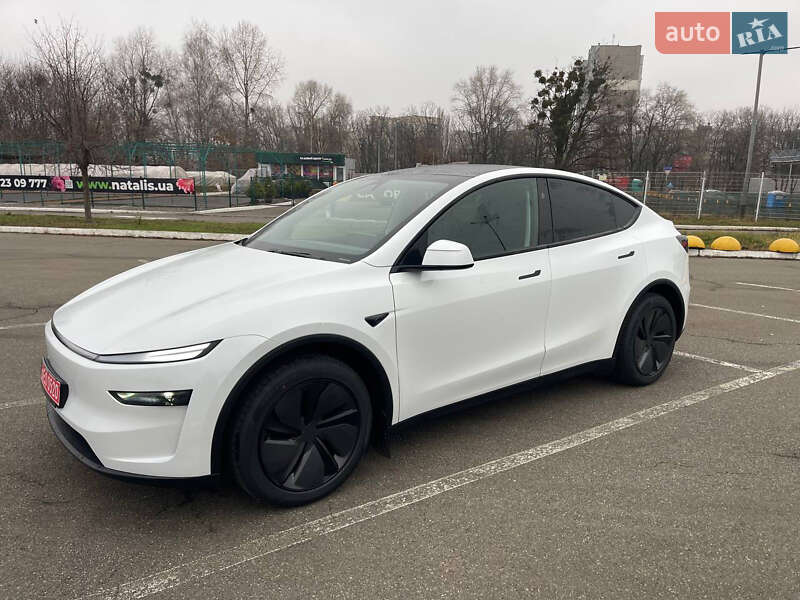 Внедорожник / Кроссовер Tesla Model Y 2025 в Киеве фото 4 Внедорожник / Кроссовер Tesla Model Y 2025 в Киеве