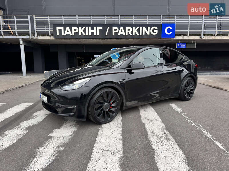 Внедорожник / Кроссовер Tesla Model Y 2022 в Киеве