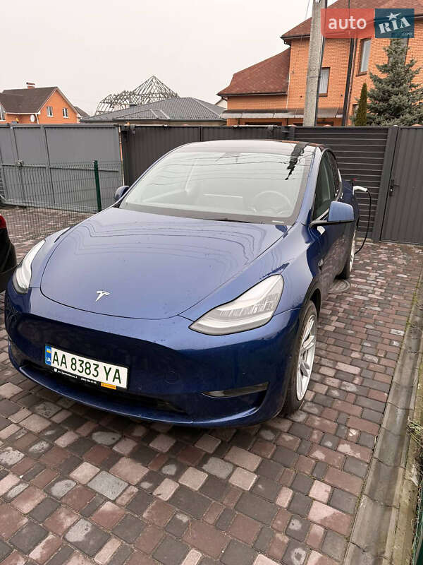 Внедорожник / Кроссовер Tesla Model Y 2021 в Киеве