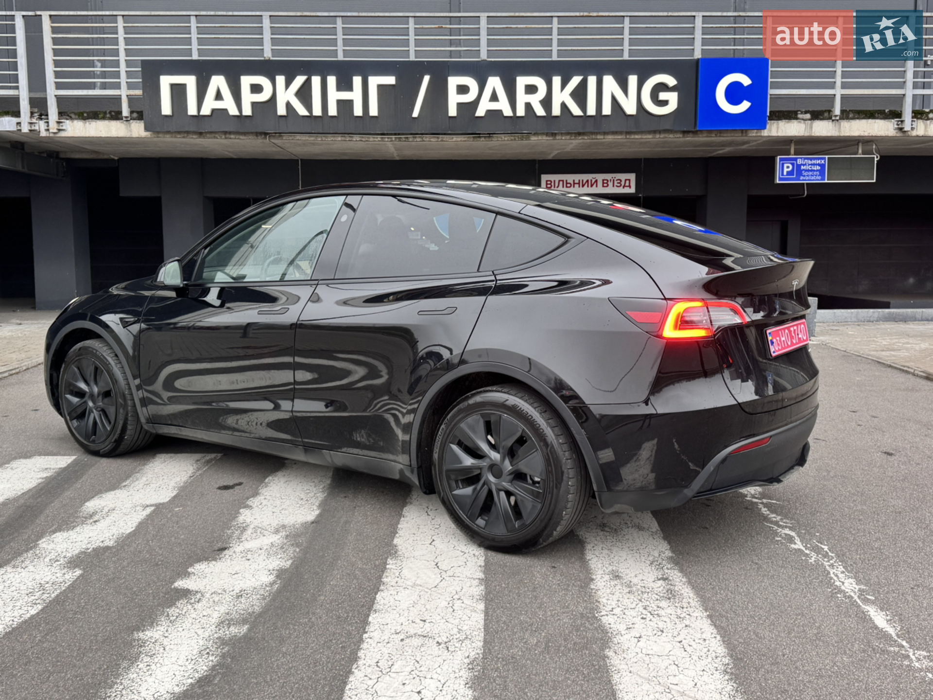 2024 Tesla Model Y - мініатюра 5