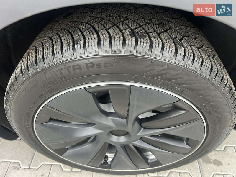 Внедорожник / Кроссовер Tesla Model Y 2024 в Ковеле