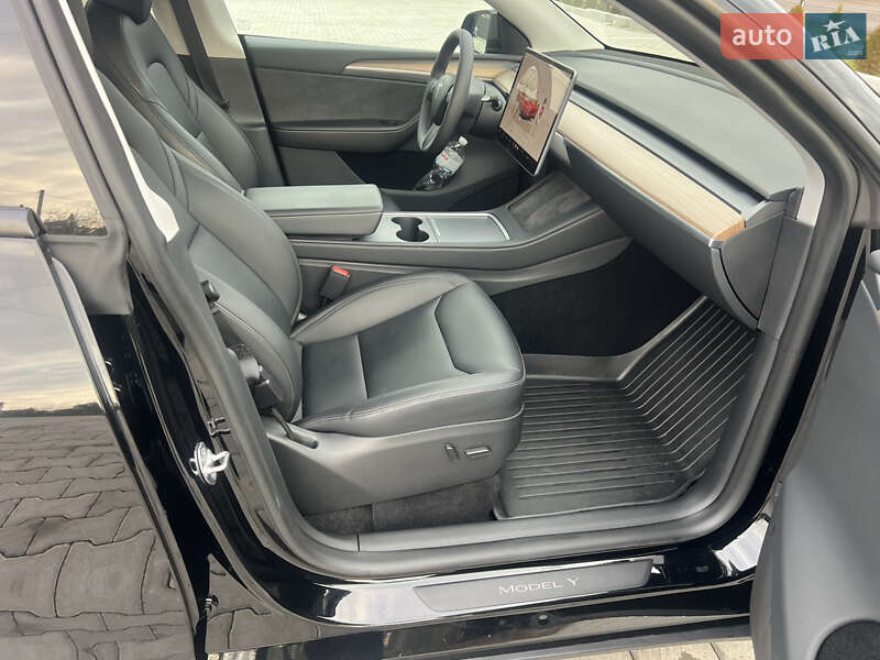 Внедорожник / Кроссовер Tesla Model Y 2024 в Ковеле
