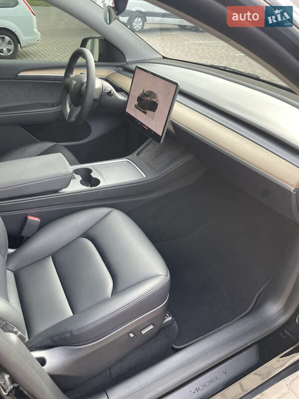 Внедорожник / Кроссовер Tesla Model Y 2022 в Ивано-Франковске фото 34 Внедорожник / Кроссовер Tesla Model Y 2022 в Ивано-Франковске