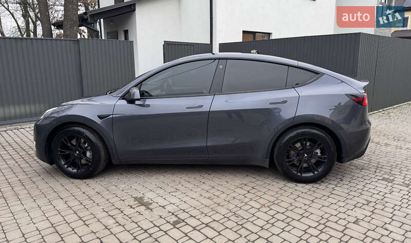 Внедорожник / Кроссовер Tesla Model Y 2022 в Киеве