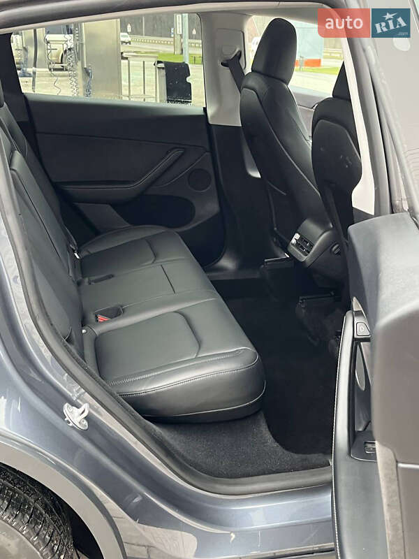 Внедорожник / Кроссовер Tesla Model Y 2023 в Тернополе фото 22 Внедорожник / Кроссовер Tesla Model Y 2023 в Тернополе