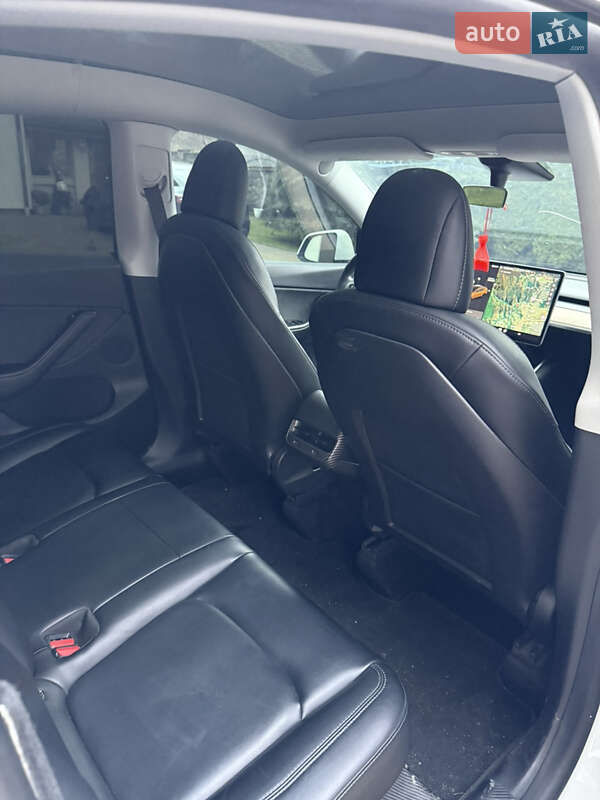 Внедорожник / Кроссовер Tesla Model Y 2020 в Львове