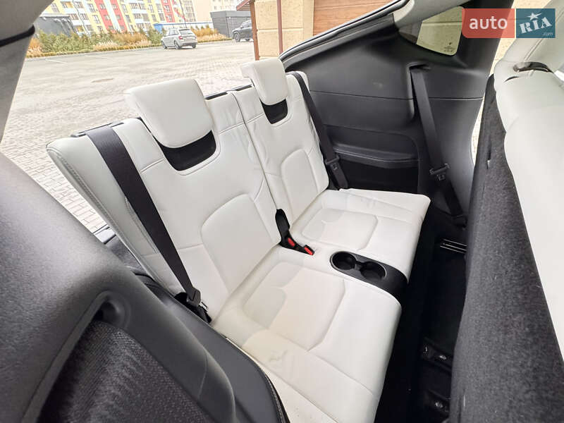 Внедорожник / Кроссовер Tesla Model Y 2021 в Виннице