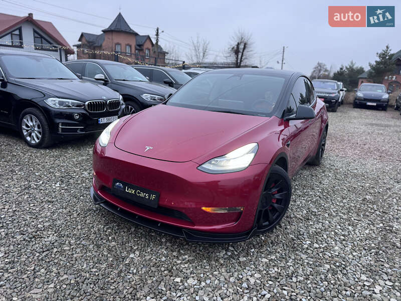 Внедорожник / Кроссовер Tesla Model Y 2021 в Ивано-Франковске