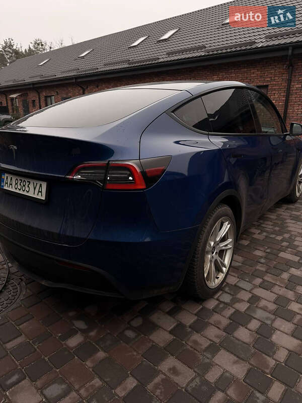 Внедорожник / Кроссовер Tesla Model Y 2021 в Киеве