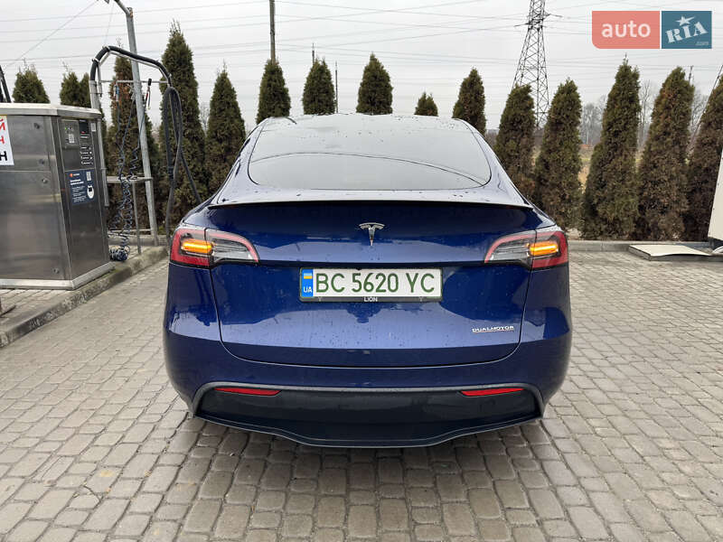 Позашляховик / Кросовер Tesla Model Y 2022 в Львові