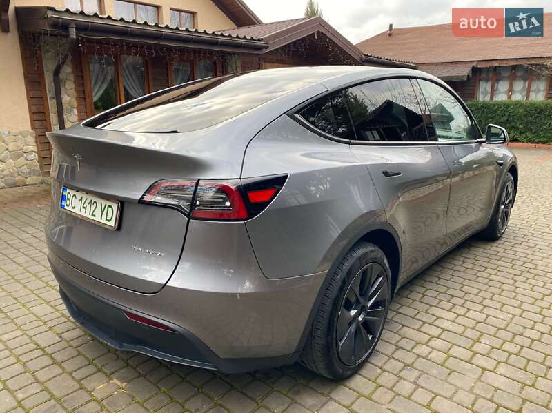 Внедорожник / Кроссовер Tesla Model Y 2024 в Львове
