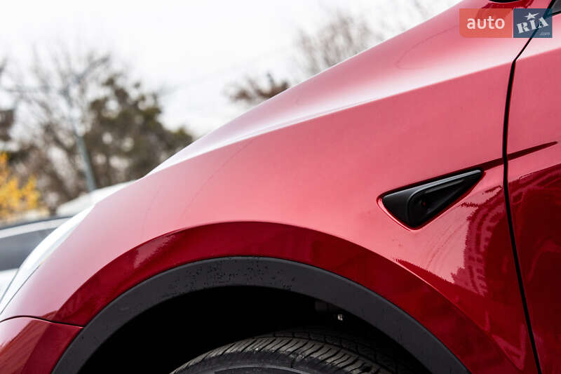 Внедорожник / Кроссовер Tesla Model Y 2024 в Львове
