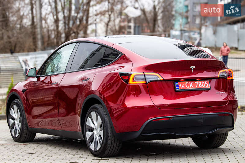 Внедорожник / Кроссовер Tesla Model Y 2024 в Львове