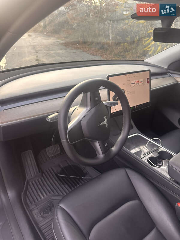 Позашляховик / Кросовер Tesla Model Y 2023 в Олевську фото 9 Позашляховик / Кросовер Tesla Model Y 2023 в Олевську